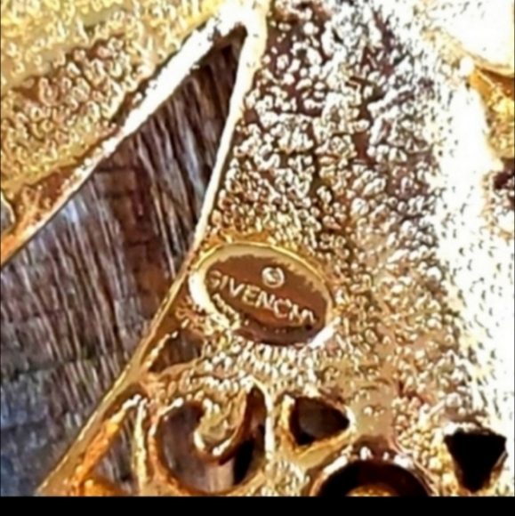 Authentic Vintage Givenchy Gold Necklace - Picture 2 of 6